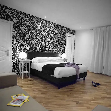 St. John's Terrace روما