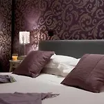 St. John's Terrace 5*